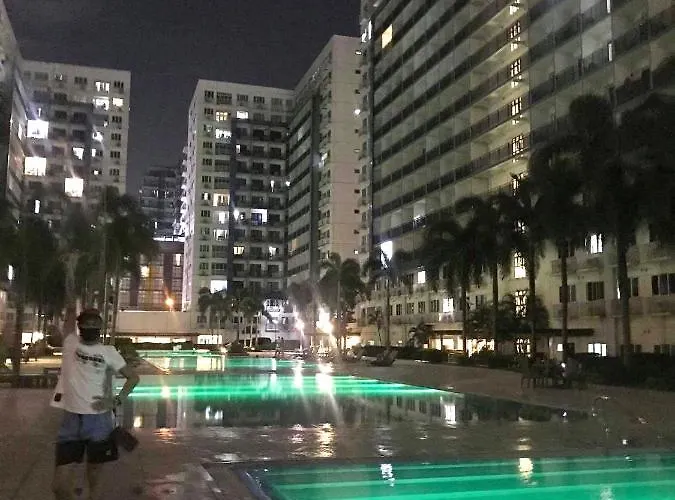 The Right Key @ Sea Residences * Manila